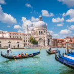 Paseo en gondola por Venecia